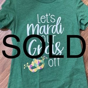 BELLA + CANVAS Mardi Gras Fitted Tee | Size L